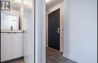 55 Duke St W in Kitchener, ON - Building Photo - Building Photo