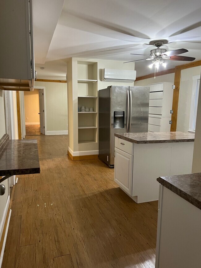 3 Cottage St Rentals in Worcester, MA