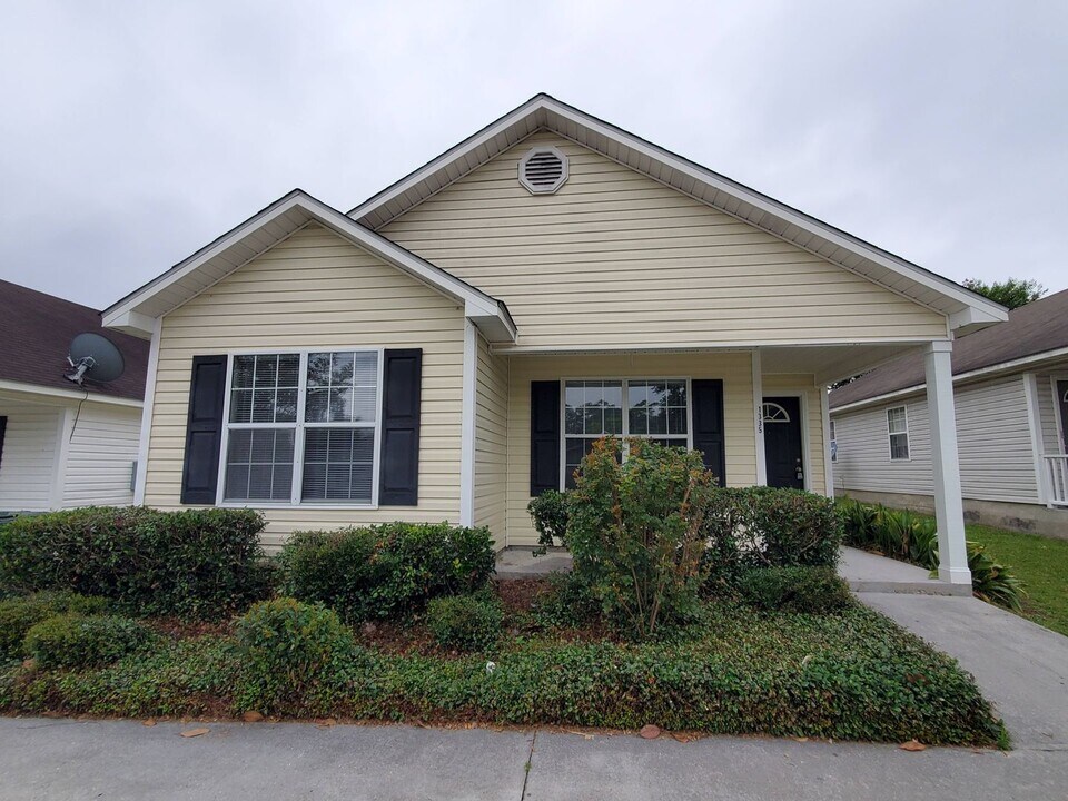 1335 Edgewood Dr in Valdosta, GA - Building Photo
