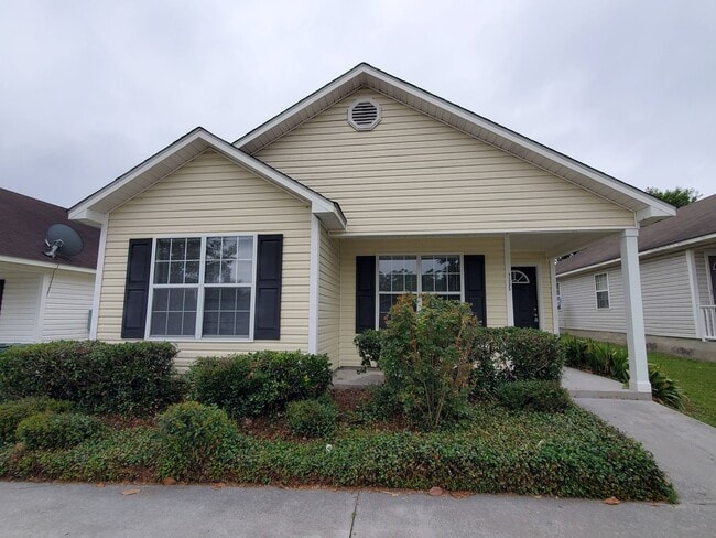 property at 1335 Edgewood Dr