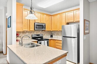 3864 Abercrombie Ln in Stillwater, MN - Building Photo - Building Photo