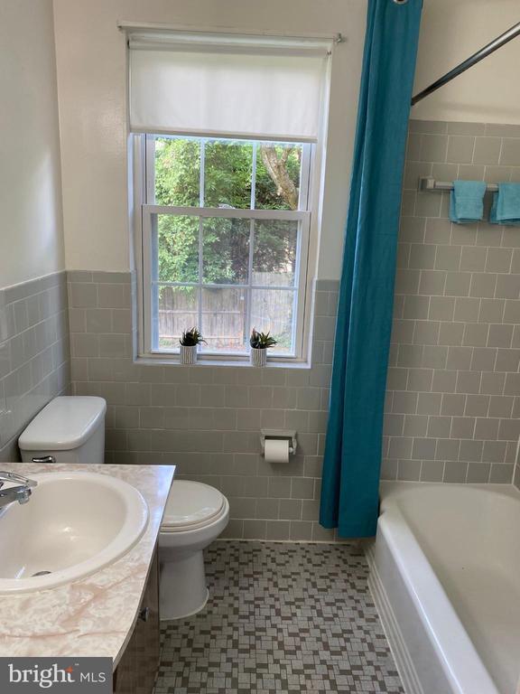312 E Melrose Ave in Baltimore, MD - Building Photo - Building Photo