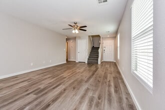 6479 Red Island Ct in Las Vegas, NV - Foto de edificio - Building Photo