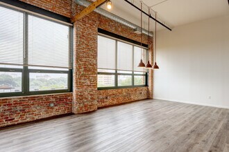 Cascade District Lofts in Rochester, NY - Foto de edificio - Interior Photo