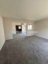 23 Spar Dr in Gloucester Township, NJ - Building Photo - Building Photo