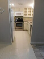 805 Paisley Dr in Spicewood, TX - Building Photo