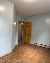 134 Market St in Moscow, PA - Building Photo - Building Photo