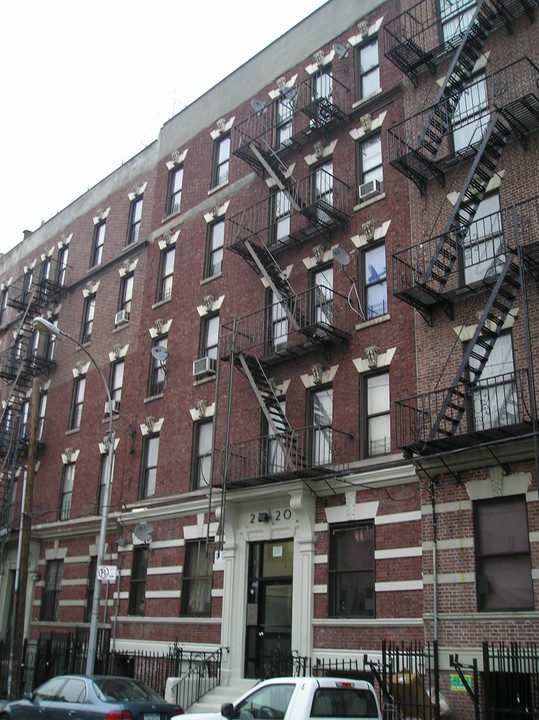 2220 Adams Pl in Bronx, NY - Building Photo