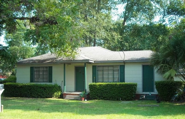 property at 208 Gordon St