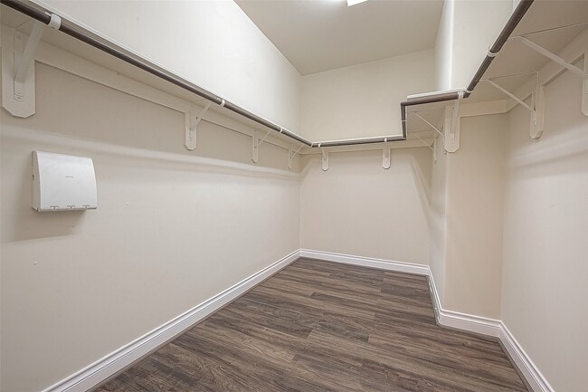 property at 17603 Yorkhill Ct