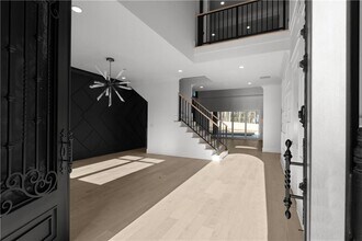 409 Thunder Rd in Buford, GA - Building Photo - Building Photo