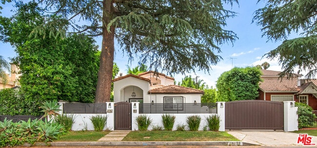 property at 14828 Morrison St