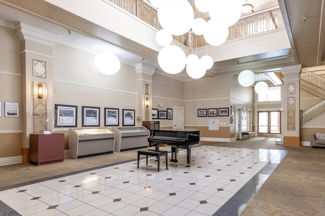 The Burlington Apartments in Burlington, IA - Building Photo - Interior Photo