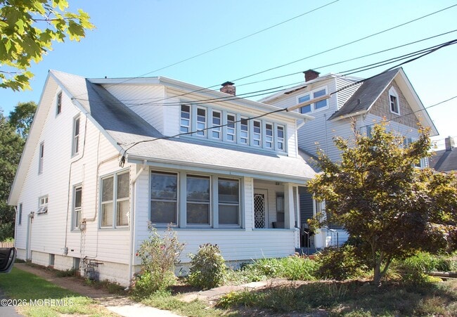 property at 107 Broad St