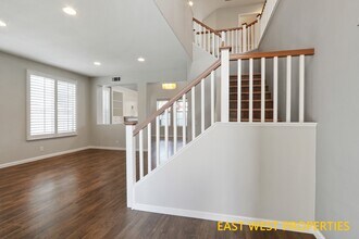 2945 Schwendeman Ave in Tustin, CA - Building Photo - Building Photo