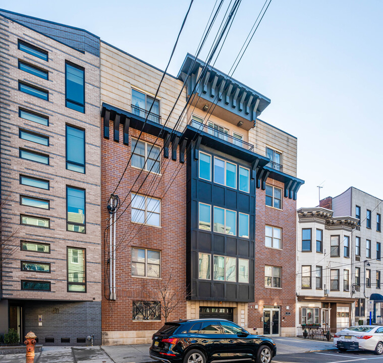 407 Monroe St in Hoboken, NJ - Foto de edificio