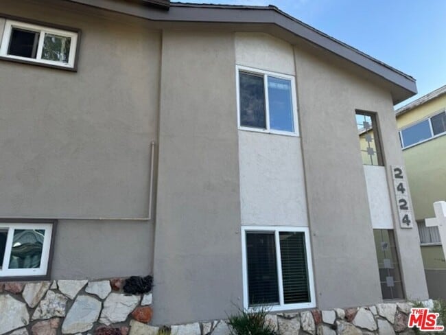 property at 2424 Ocean Park Blvd