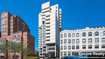 925 Massachusetts Ave, Unit PH1 Apartments