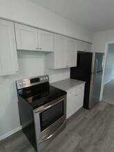 1230 Hewitt Ave, Unit 2 in St. Paul, MN - Building Photo - Building Photo