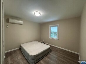 380 Milford Ave. in New Milford, NJ - Building Photo - Building Photo