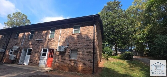 45 Infinity Dr in Martinsville, VA - Building Photo - Building Photo