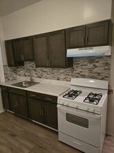473 Herzl St, Unit 2 -f in Brooklyn, NY - Building Photo - Building Photo