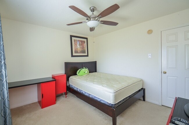 property at 13823 Eldridge Garden Cir