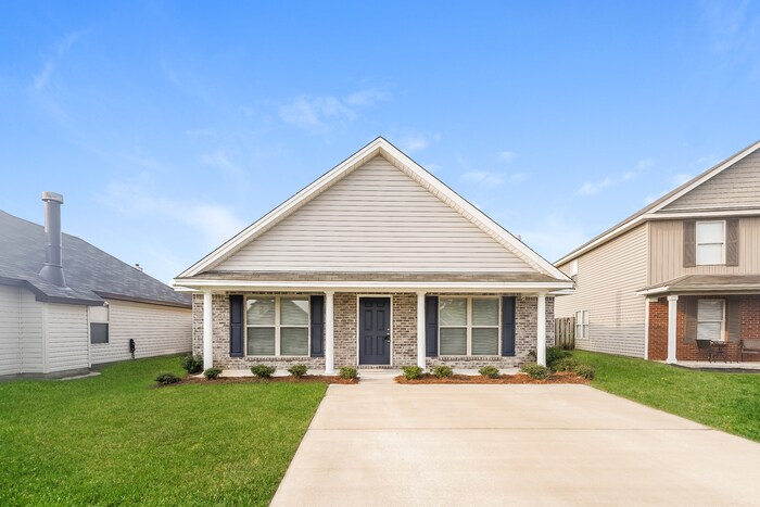 6612 Rock Ledge Rd in Montgomery, AL - Building Photo