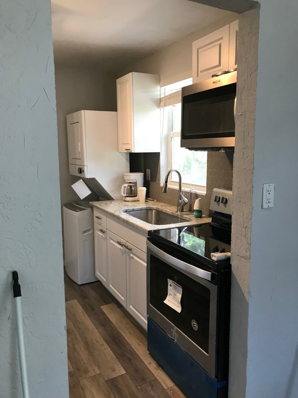 116 NW 12th St in Pompano Beach, FL - Foto de edificio - Building Photo