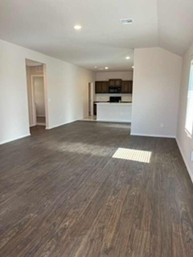 2921 NW 195th St in Edmond, OK - Foto de edificio - Building Photo