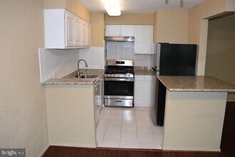 4 S Van Dorn St in Alexandria, VA - Building Photo - Building Photo