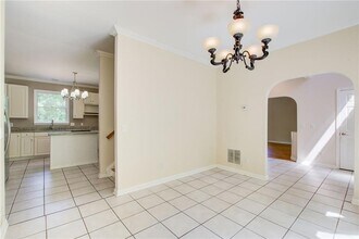 2462 Empire Forest Dr in Tucker, GA - Building Photo - Building Photo