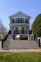 228 Central Ave in Rye, NY - Building Photo