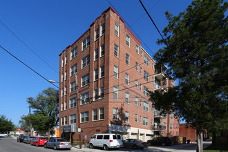 Juniper Courts in Washington, DC - Building Photo - Building Photo