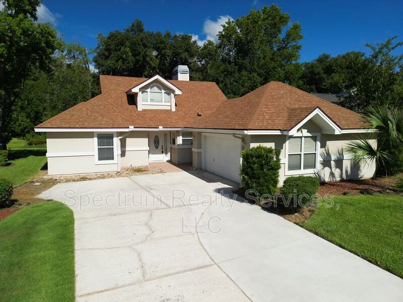 1488 Marsh Rabbit Way in Orange Park, FL - Building Photo
