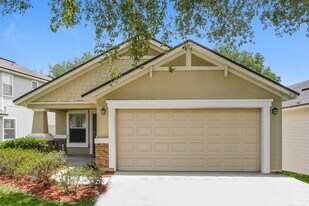3899 Pebble Brooke Circle South in Orange Park, FL - Building Photo