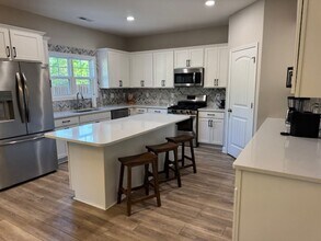 533 Transom Wy in Sneads Ferry, NC - Building Photo - Building Photo