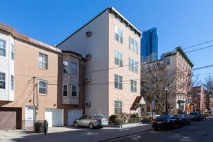 134 Morris St in Jersey City, NJ - Building Photo