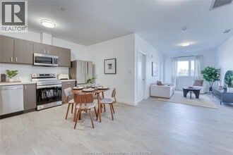 1900 6TH Conc in Lasalle, ON - Building Photo - Building Photo