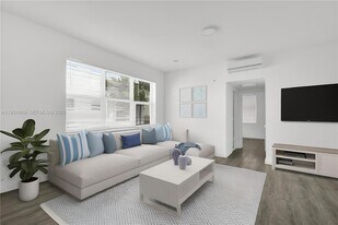 402 NW 12th Ave in Miami, FL - Building Photo