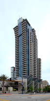 The Pinnacle Tower in San Diego, CA - Building Photo - Building Photo