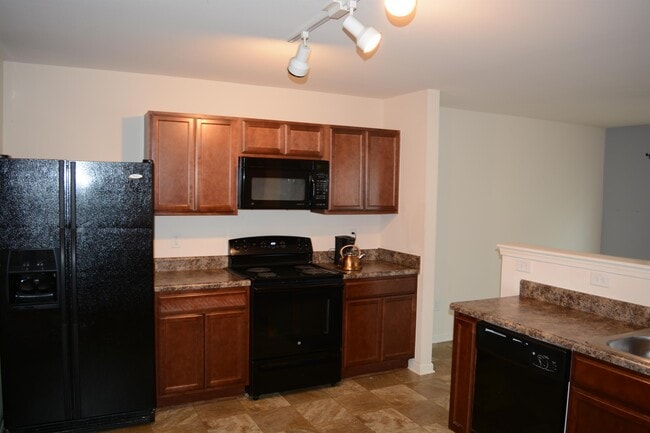 2441 Westgate Dr in Sanford, NC - Building Photo - Building Photo