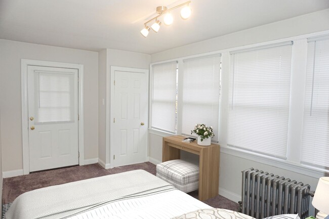 property at 201-A N Aberdeen Ave