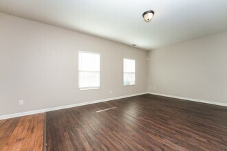 4110 Dale Dr SE in Conyers, GA - Building Photo - Building Photo