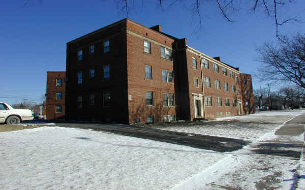 The Exeter in Shaker Heights, OH - Foto de edificio