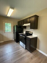 2555 Winchester Dr in Conway, AR - Building Photo - Building Photo