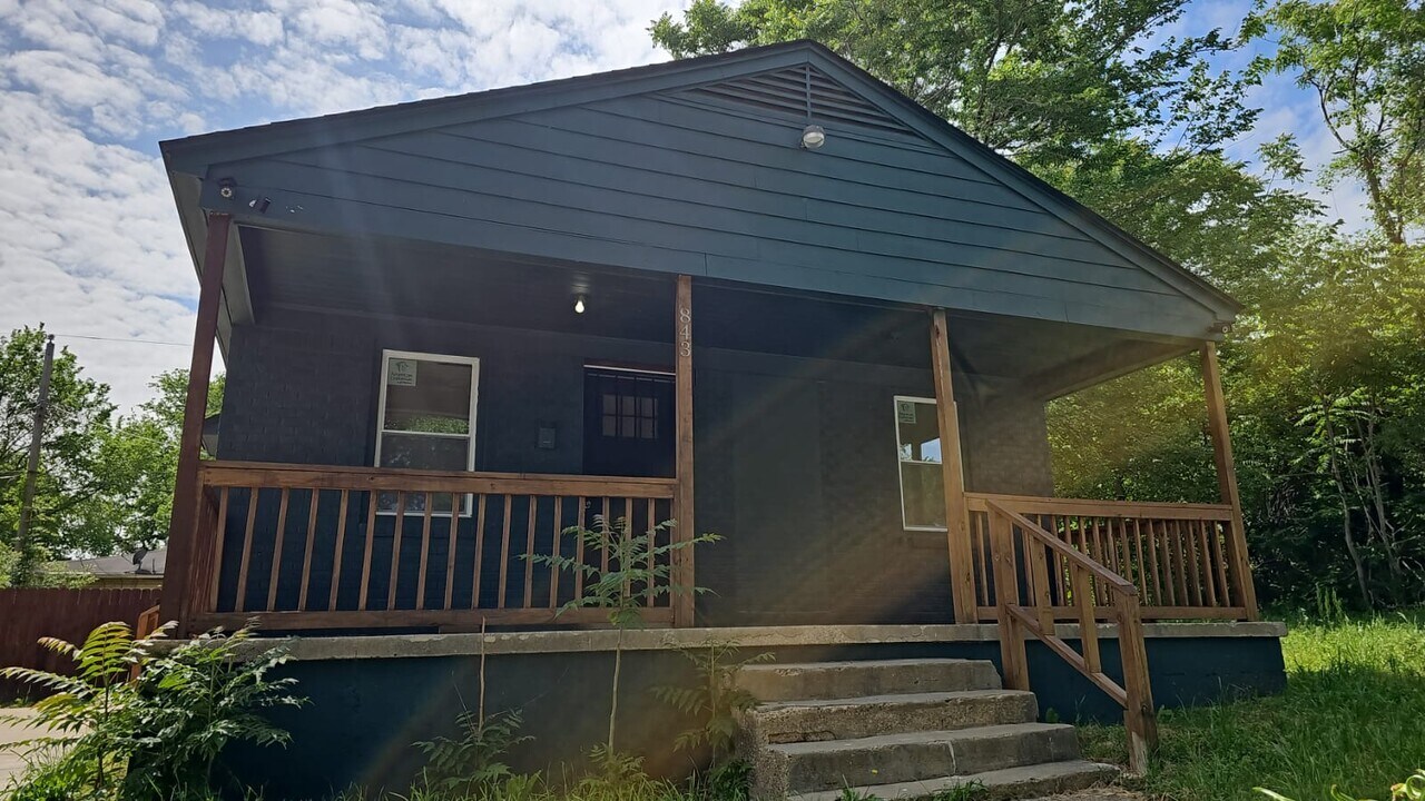 843 Baltimore St in Memphis, TN - Building Photo