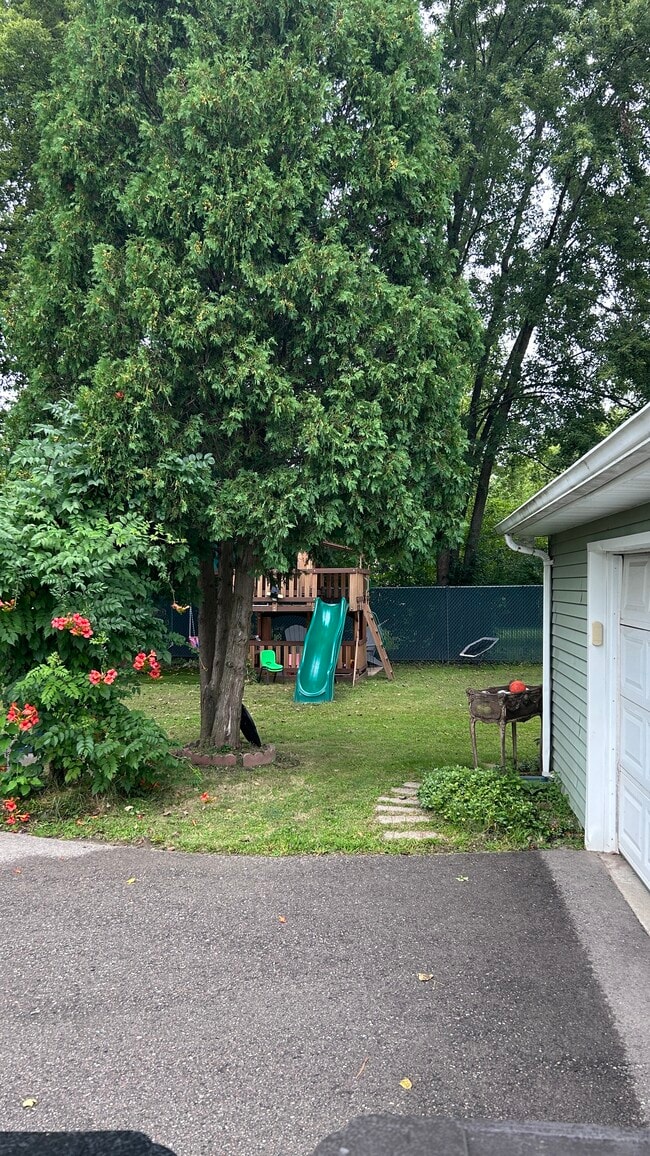 property at 11455 W Forest Home Ave