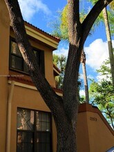 15515 N Miami Lakeway in Miami Lakes, FL - Building Photo - Building Photo