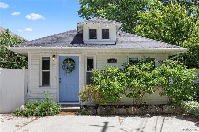 property at 1865 Cass Lake Front Rd